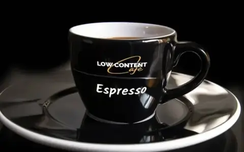 Scarica Low Content Cafè – Mamo Vuolo